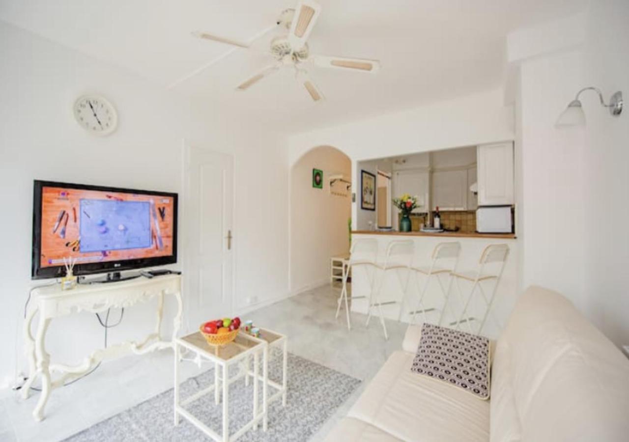 Cannes Apartment 3 Mins From The Beach Exterior photo